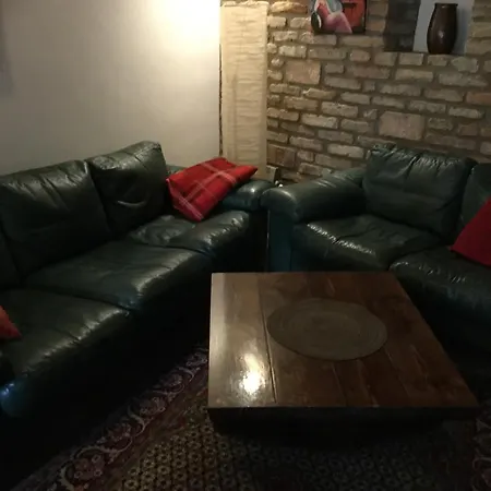 Harom Huszar 게스트하우스 Köveskál