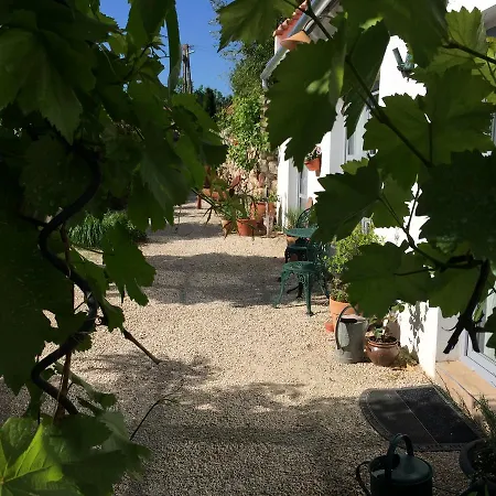 게스트하우스 Harom Huszar Köveskál